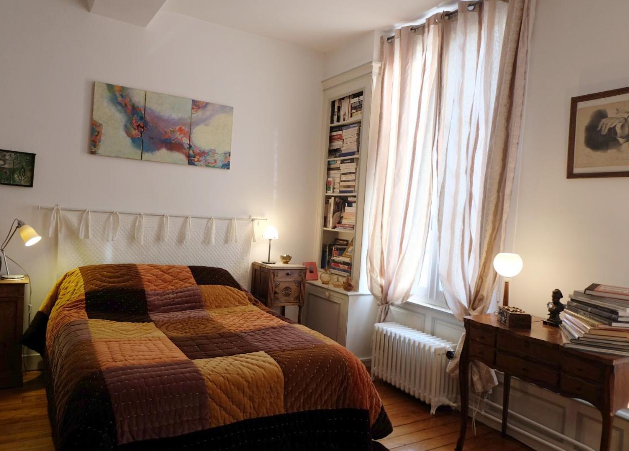 44 Rue Cap Bed and Breakfast Caen Exteriör bild
