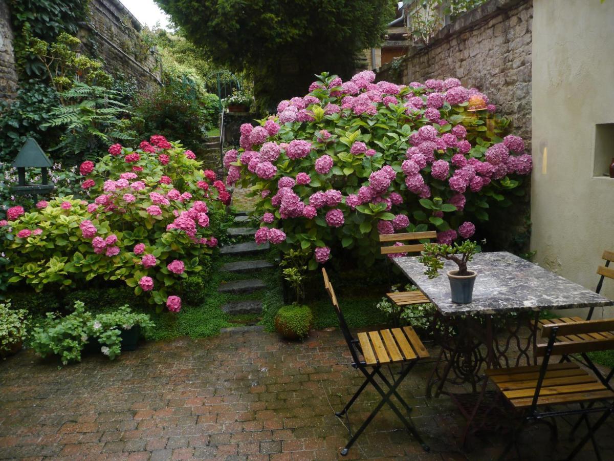 44 Rue Cap Bed and Breakfast Caen Exteriör bild